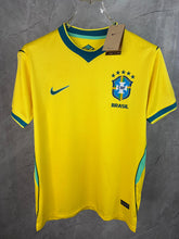 Carregar imagem no visualizador da galeria, Camisa do Brasil Amarela Torcedor
