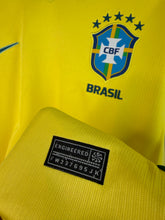Carregar imagem no visualizador da galeria, Camisa do Brasil Amarela Torcedor
