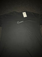 Carregar imagem no visualizador da galeria, Camisa Oversized Nike
